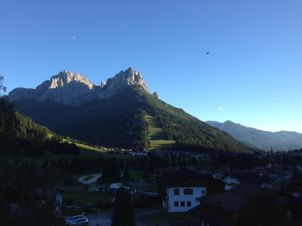 Hotel El Paster Pozza di Fassa Buitenkant foto