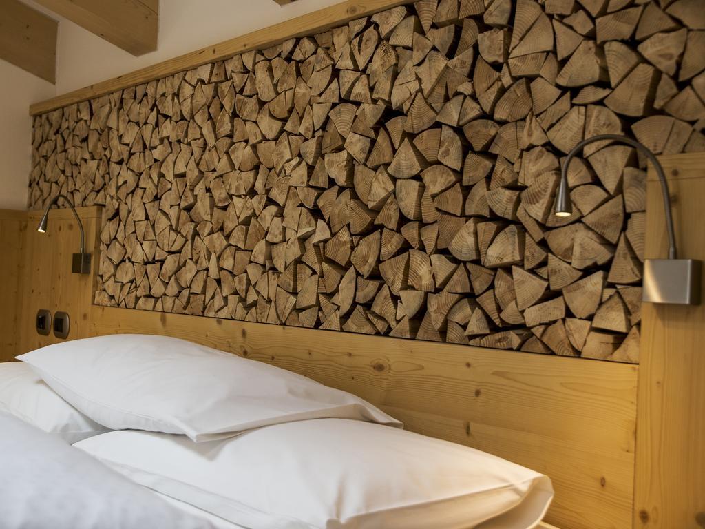 Hotel El Paster Pozza di Fassa Buitenkant foto