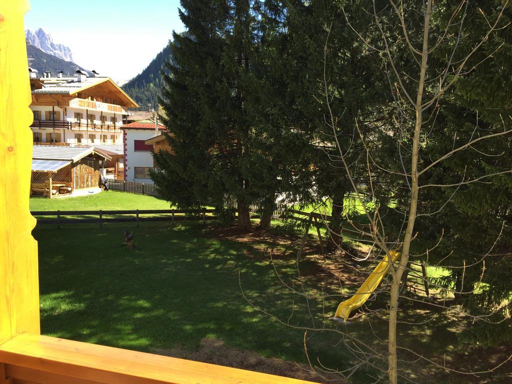 Hotel El Paster Pozza di Fassa Buitenkant foto